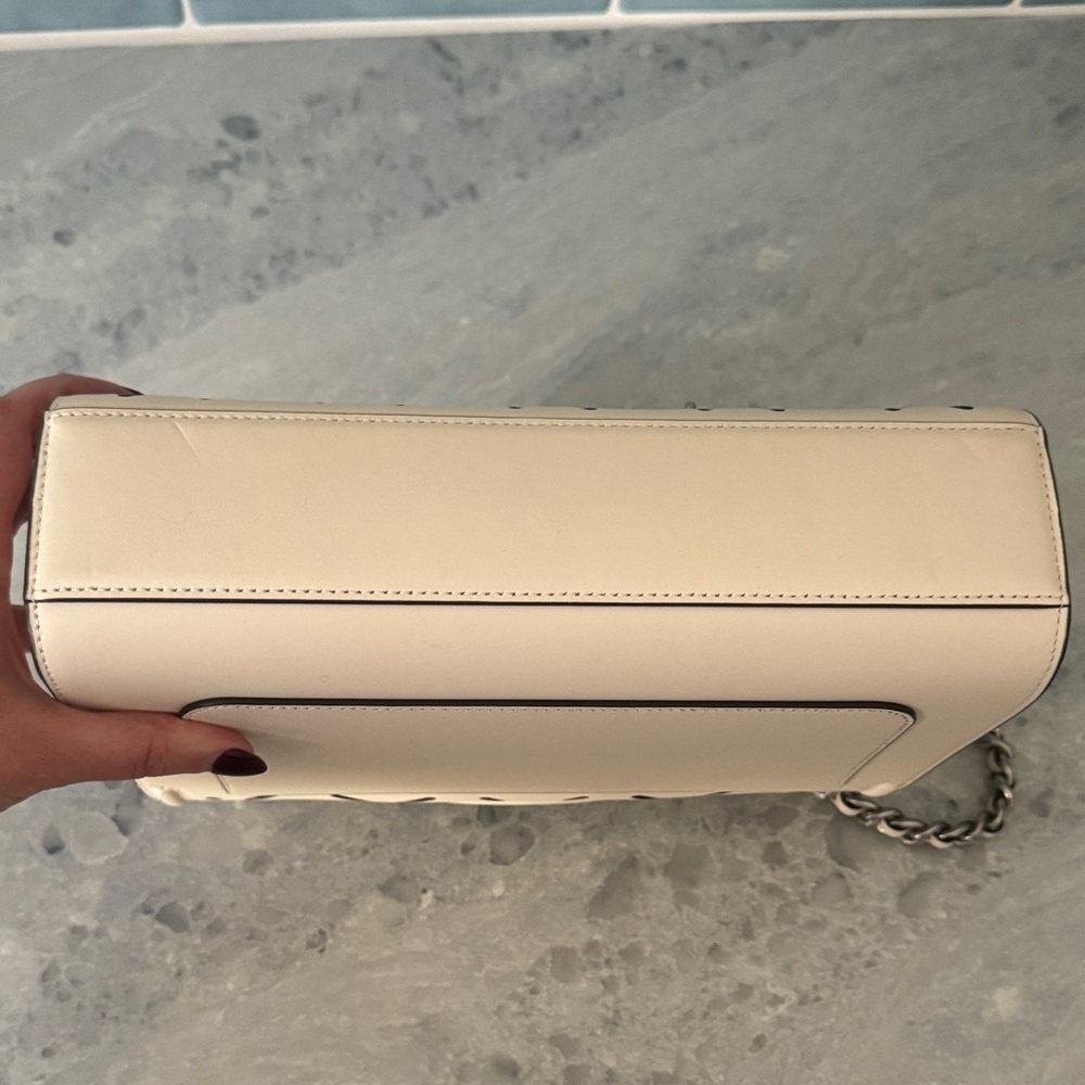 Tory Burch Cream Cut-Out Shoulder Bag - Picture 12 of 16